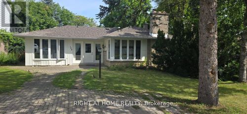 128 Woodward Ave, Thornhill, ON, L3T1E9 | Card Image