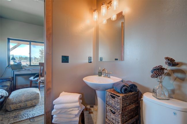 11762 Gooch Hill Rd, House other with 3 bedrooms, 3 bathrooms and null parking in Gallatin Gateway MT | Image 17