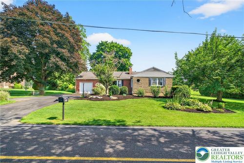 4164 Hecktown Rd, BETHLEHEM, PA, 18020-9786 | Card Image