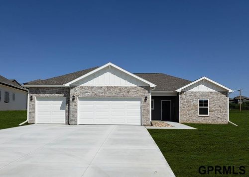 12405 S 205th Ave, Gretna, NE, 68028-8158 | Card Image