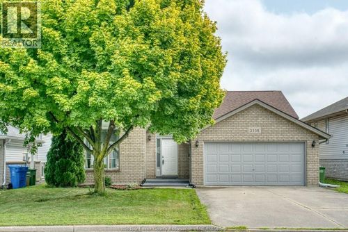 2338 Northway Ave, Windsor, ON, N9E4N6 | Card Image