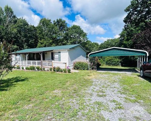 219 Fernridge Ct, Rock, WV, 24747-9730 | Card Image