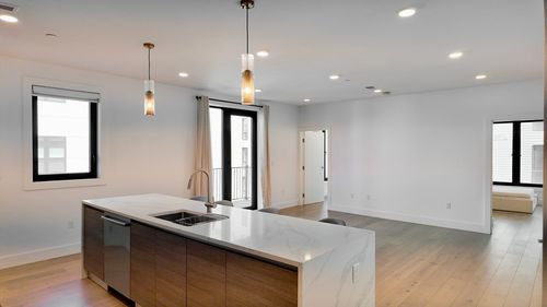 305-30 Penniman Rd, Boston, MA, 02134-1679 | Card Image