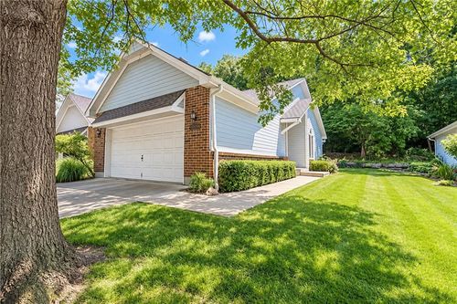 b-3009 Redwood Dr, Independence, MO, 64057-2675 | Card Image