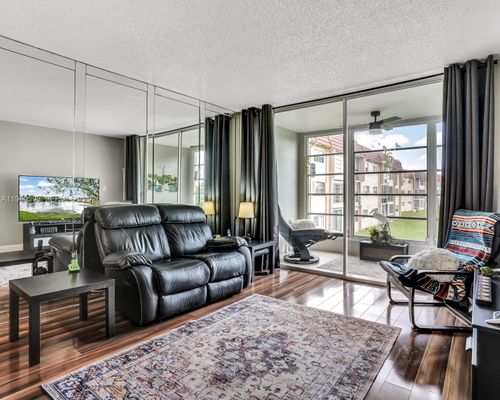 apt-208-2741 N Pine Island Rd, Sunrise, FL, 33322-2283 | Card Image