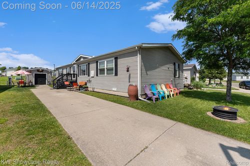 2848 Boulder Ridge Trl, Milford, MI, 48380-3369 | Card Image