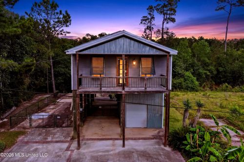 43 Fiber Street, Bay Saint Louis, MS, 39520 | Card Image