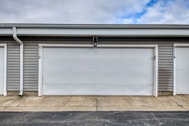 5118 Carol Ln, Townhouse with 3 bedrooms, 3 bathrooms and 2 parking in Gurnee IL | Image 17
