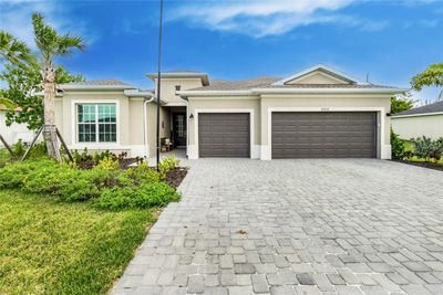 25332 Alicante Drive, House other with 3 bedrooms, 3 bathrooms and null parking in Punta Gorda FL | Image 2