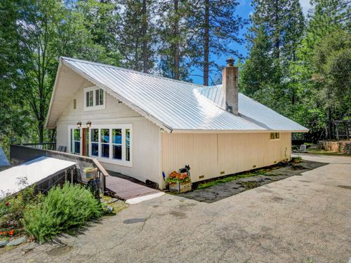 238 Cedar Dr, Hathaway Pines, CA, 95233 | Card Image
