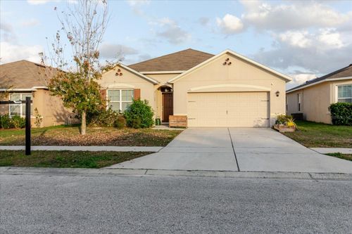 525 Squires Grove Dr, Winter Haven, FL, 33880-2158 | Card Image