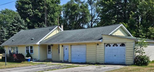 7216 Edwina Ln, Lexington, MI, 48450-9554 | Card Image