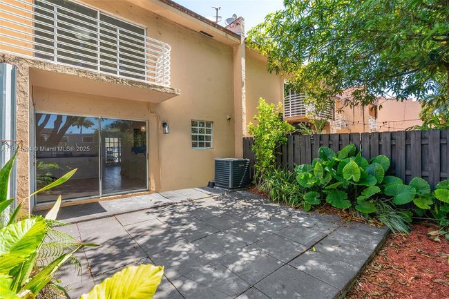 APT-60 - 10350 Sw 154 Th Circle Ct, Condo with 3 bedrooms, 3 bathrooms and null parking in Miami FL | Image 29