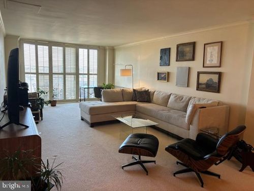 1911-5101 River Rd, BETHESDA, MD, 20816-1574 | Card Image