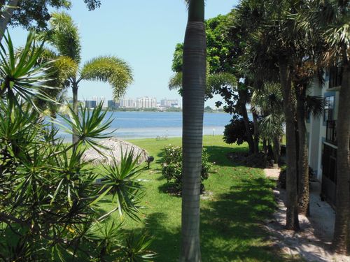 27-728 Executive Center Drive, West Palm Beach, FL, 33401 | Card Image