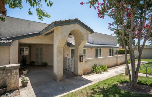 15-7001 Church St, Highland, CA, 92346 | Card Image