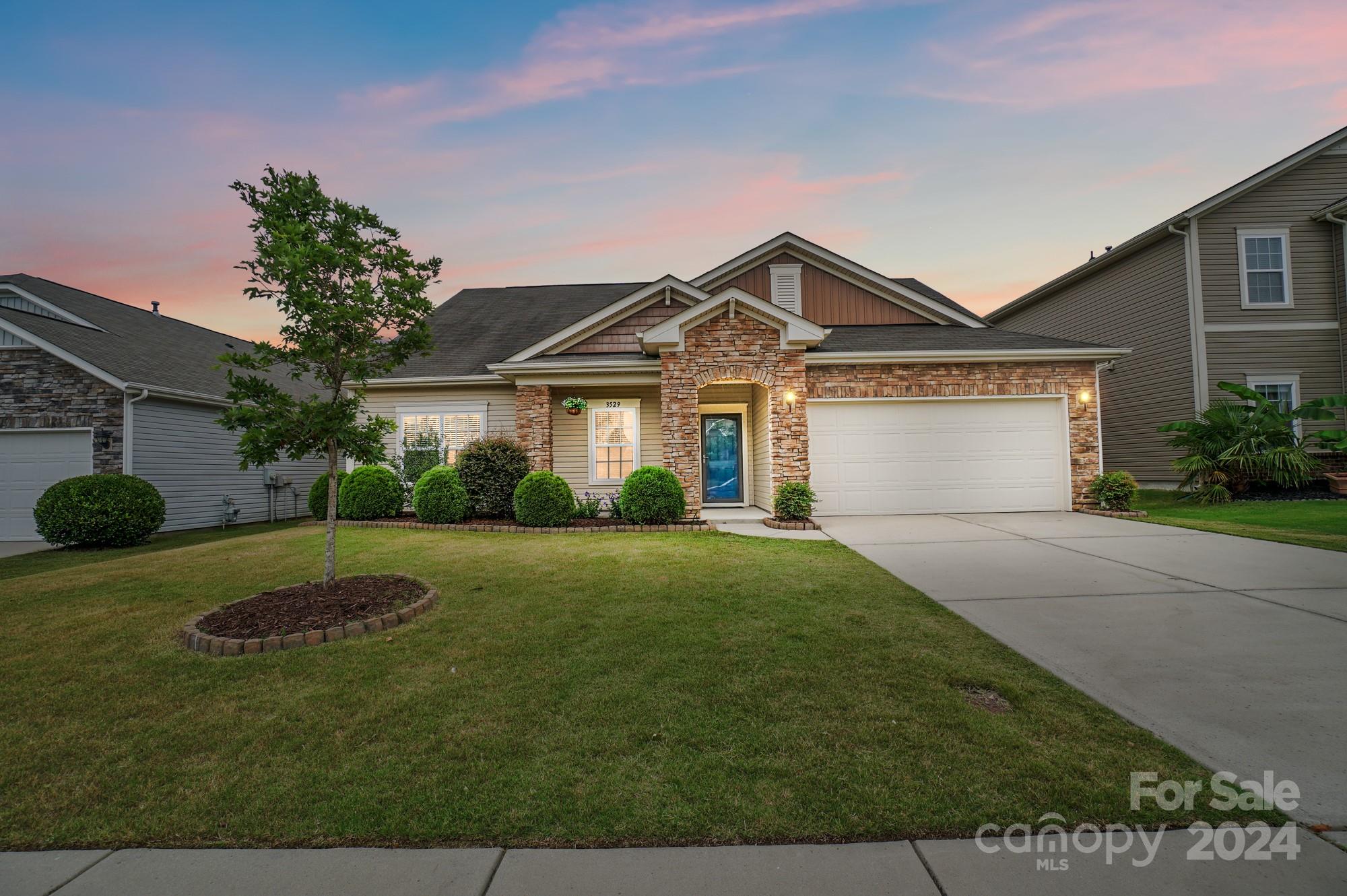 Alister Ave, Concord, NC 28027
