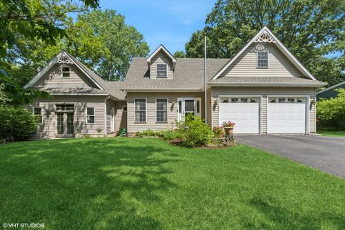 36497 N Hawthorne Ln, Ingleside, IL, 60041-8427 | Card Image