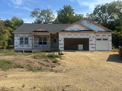 247 Creekside Dr, BYRON, IL, 61010-1497 | Card Image