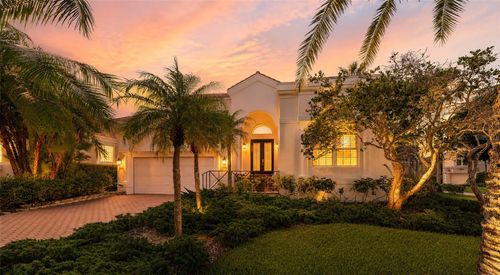 3563 Fair Oaks Ln, LONGBOAT KEY, FL, 34228-4121 | Card Image