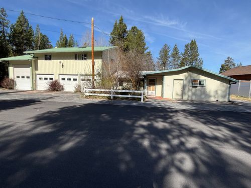 52363 Glenwood Drive, La Pine, OR, 97739 | Card Image