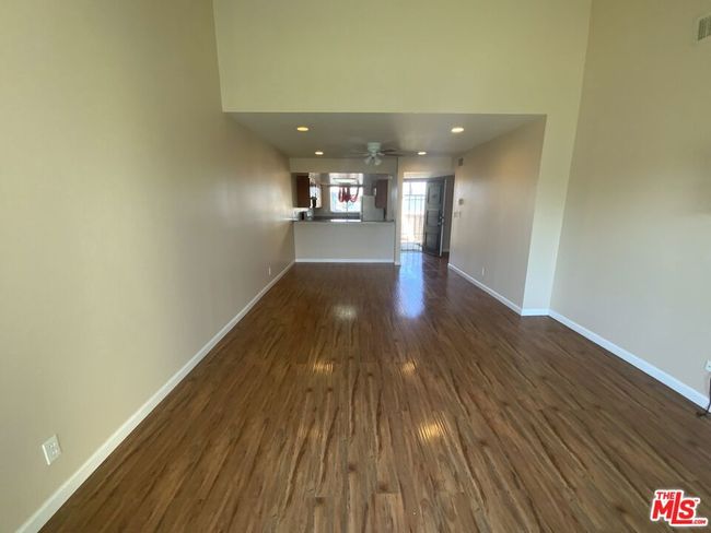 Living Room | Image 5