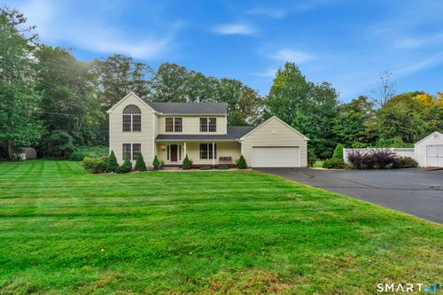 811 Lake Dr, Guilford, CT, 06437-1113 | Card Image