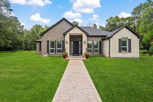3004 Tyler St, Dayton, TX, 77535-2290 | Card Image