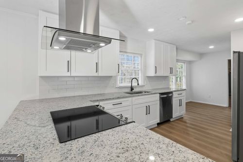 631 Bralorne Dr, Stone Mountain, GA, 30087-4604 | Card Image