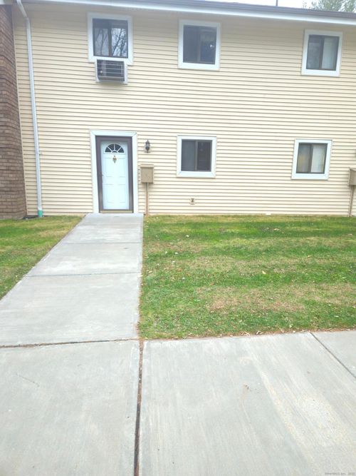 38-38 Beaman Brk, Bloomfield, CT, 06002-4010 | Card Image