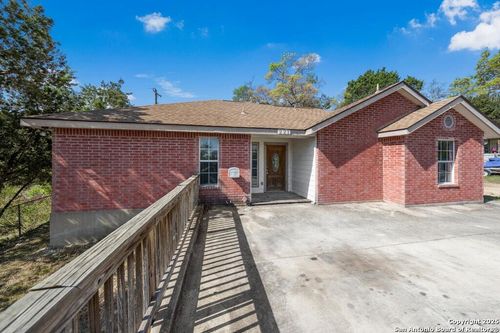221 N Scenic Loop, Canyon Lake, TX, 78133-4396 | Card Image