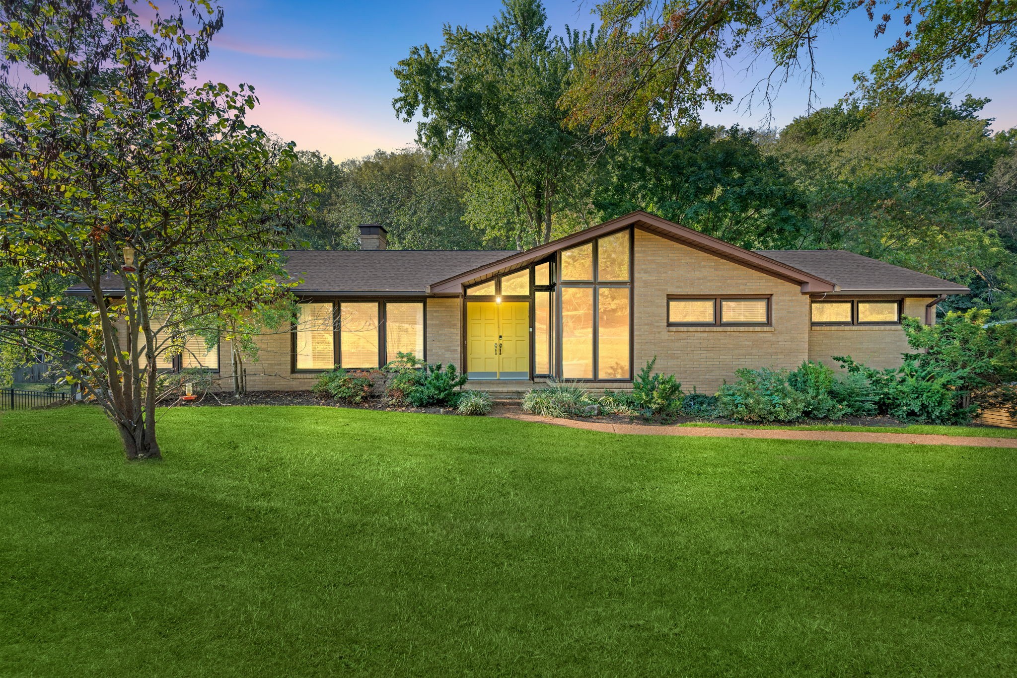 Windemere Dr, Nashville, TN 37214