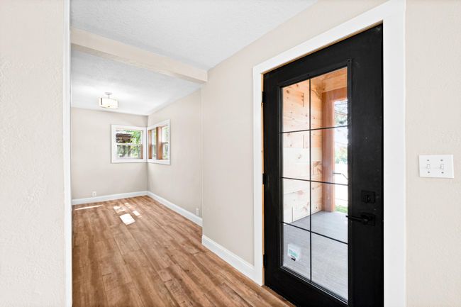 8thSt-Interior-7.jpg | Image 7
