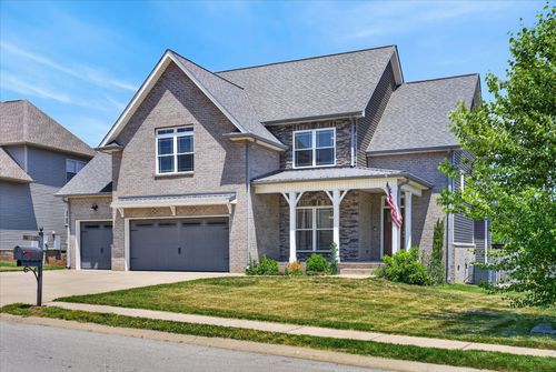 325 Piedmont Pl, Clarksville, TN, 37043-1652 | Card Image