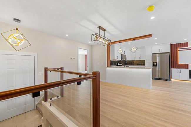 351 94 Avenue Se, Home with 5 bedrooms, 3 bathrooms and 3 parking in Calgary AB | Image 17