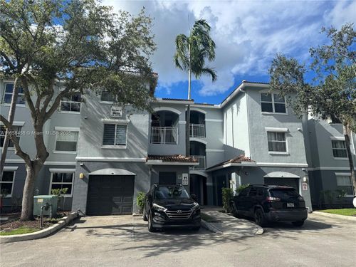 apt-303-9625 Nw 1st Ct, Pembroke Pines, FL, 33024-6297 | Card Image