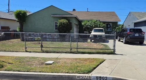 9502 Brookpark Rd, Downey, CA, 90240-2557 | Card Image