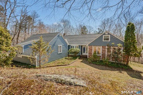 20 King James Dr, East Lyme, CT, 06333-1016 | Card Image