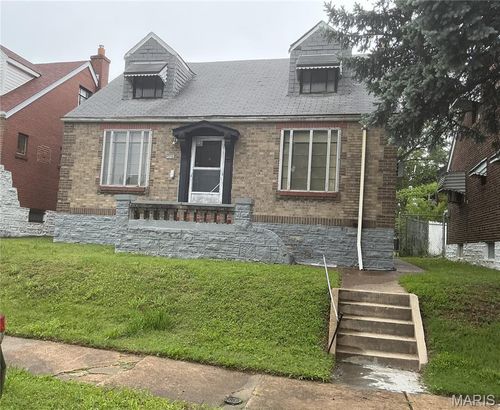 4555 Dryden Avenue, St Louis, MO, 63115 | Card Image