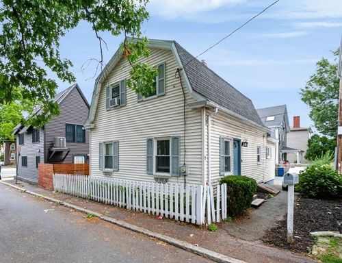 1 Randall St, Salem, MA, 01970-2320 | Card Image