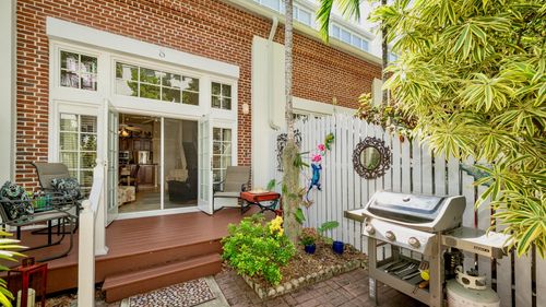 apt-8-101 Front St, Key West, FL, 33040-8375 | Card Image