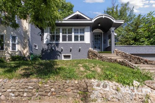 207 Smith Ave, Rockford, IL, 61107-4365 | Card Image