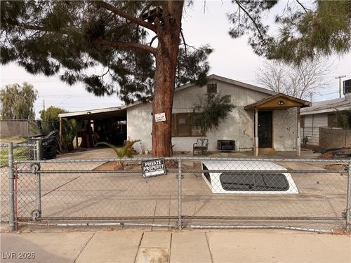 310 W Van Buren Avenue, Las Vegas, NV, 89106 | Card Image