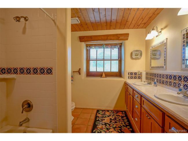 693 County Road 572, House other with 3 bedrooms, 3 bathrooms and null parking in Gardner CO | Image 18