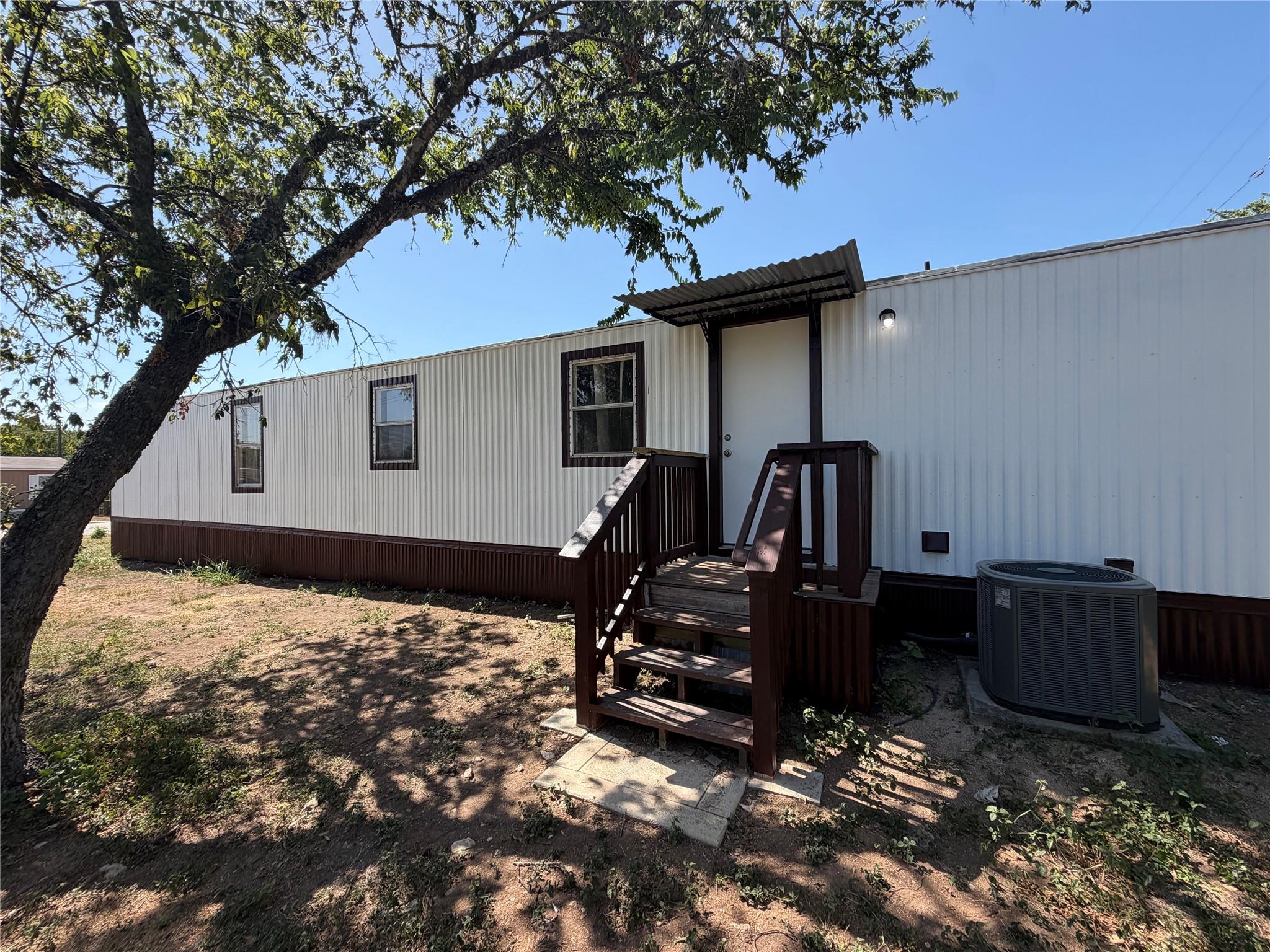 Residential Lease in Kyle 4