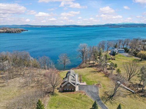 25 Pearl Bay Ln, Grand Isle, VT, 05458-2452 | Card Image