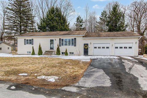 13 Cardinal Cir, Barre, VT, 05641-5527 | Card Image