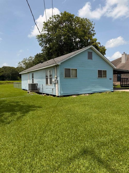 groves-pn-g-isd-4021 Atlantic Dr, Port Arthur, TX, 77642 | Card Image