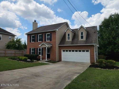 8639 Gleason Dr, Knoxville, TN, 37923-5813 | Card Image