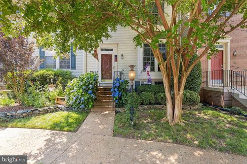 7716 Effingham Sq, ALEXANDRIA, VA, 22315-5917 | Card Image
